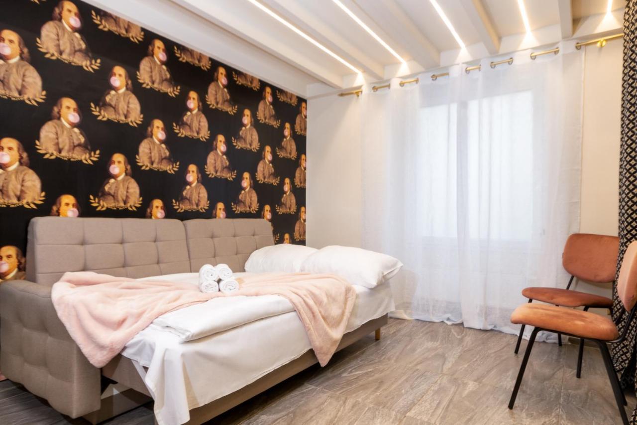 Zentral - Netflix - 2 Stoecke - Arbeitsplatz Appartement Wenen Buitenkant foto