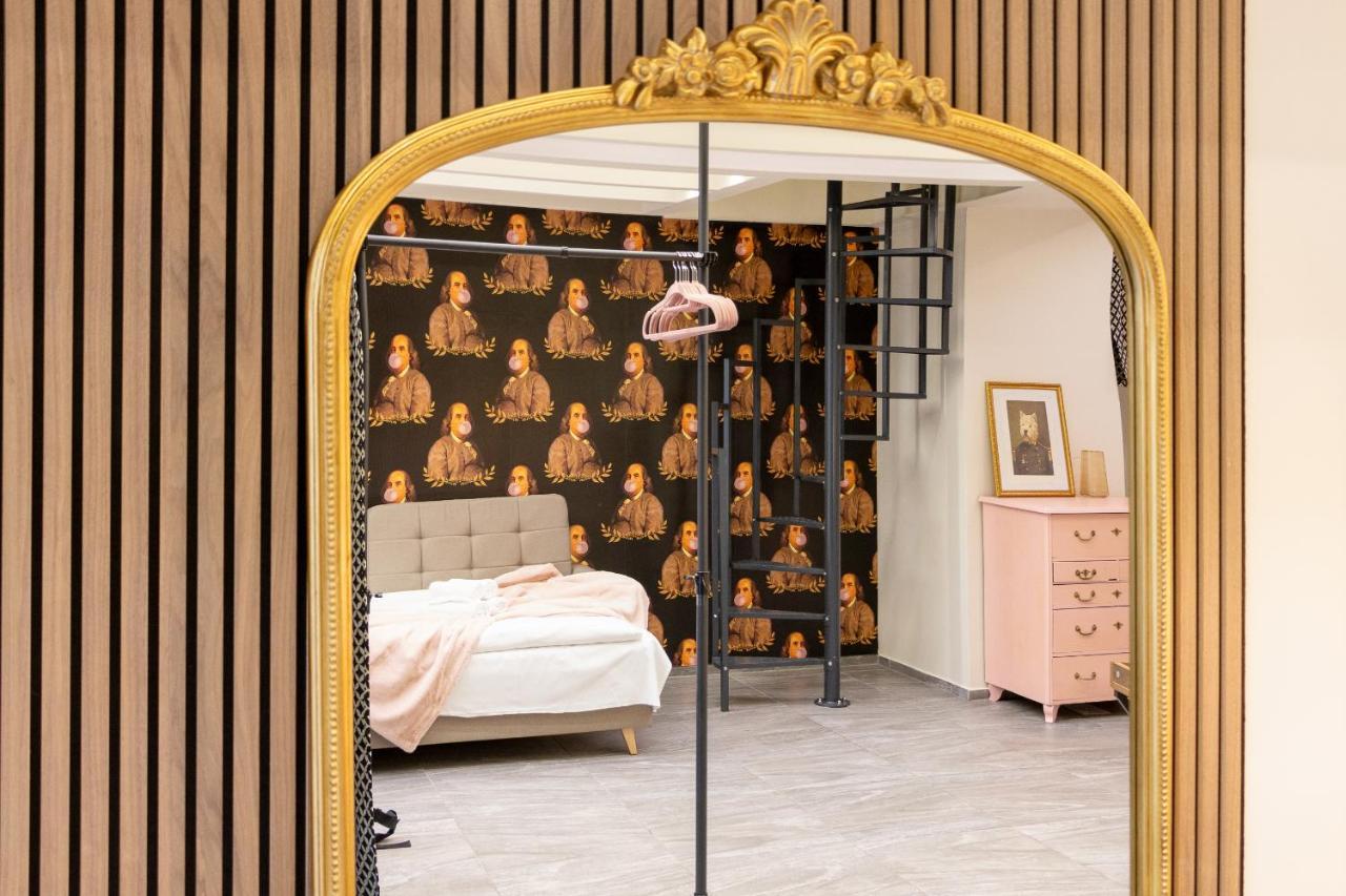 Zentral - Netflix - 2 Stoecke - Arbeitsplatz Appartement Wenen Buitenkant foto